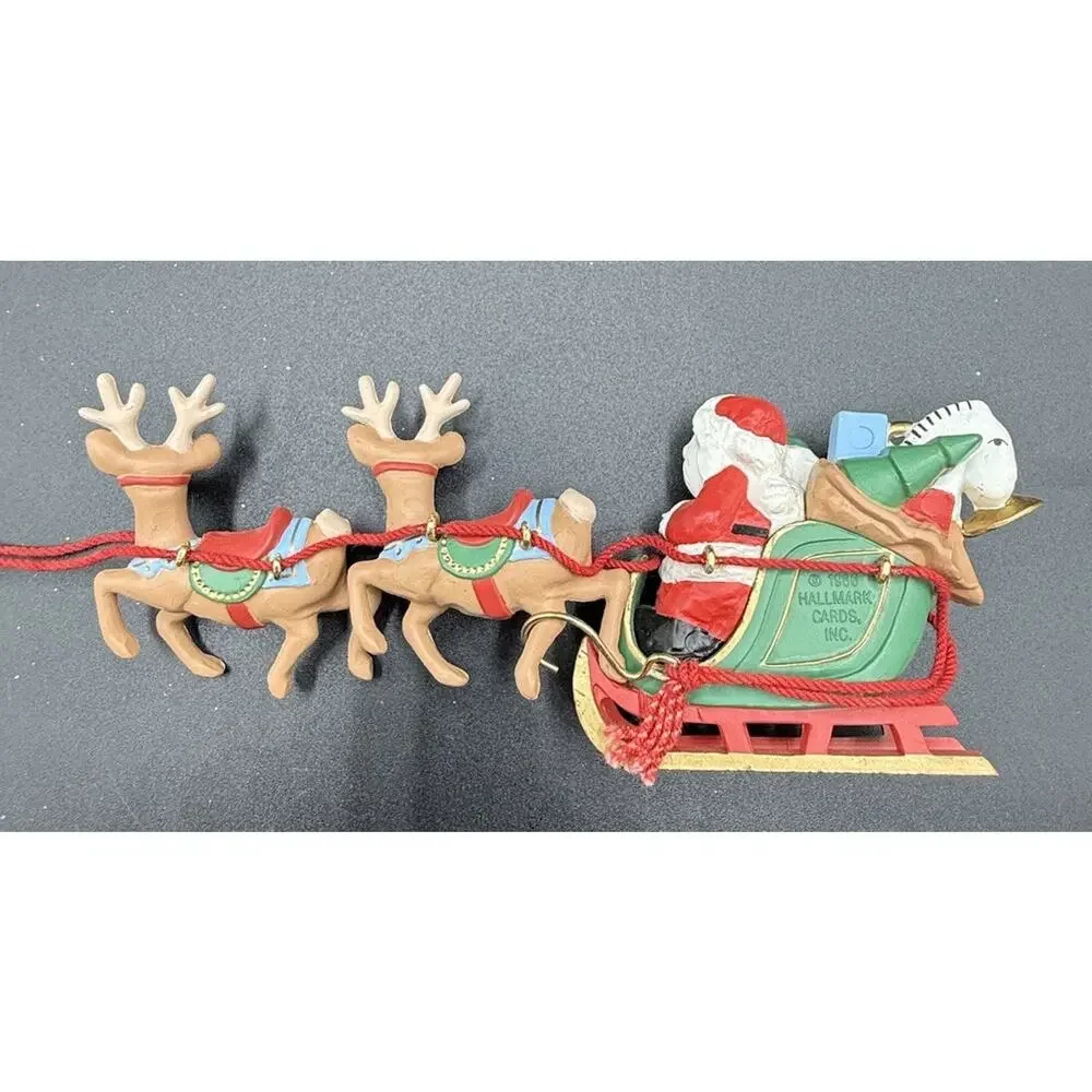 1986 Hallmark Keepsake Santa And His Reindeer Christmas Ornament No Box Lo16
